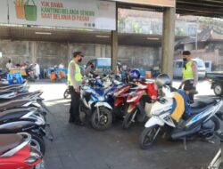 Polsek Densel Laksanakan KRYD Sampaikan Pesan Kamtibmas Cegah Kriminalitas