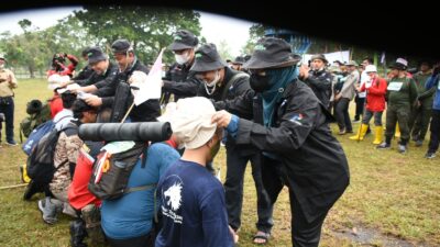 Ratusan Pekerja dari PT KPI RU II Dumai dan Mitra Ikuti Lomba Melintasi Alam dengan Rintangan
