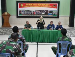 Personel Kodim 0822 Bondowoso Terima Sosialiasi Dari Bank Mandiri