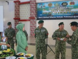 Yonif Raider 514/SY Bondowoso Melaksanakan Syukuran Dalam Rangka Memperingati HUT Divif 2 Kostrad