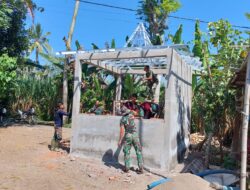 Bangun Pos Kamling, Satgas TMMD 116 Bondowoso Dan Warga Lembur