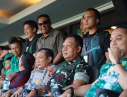 Pangdam V Brawijaya Pantau Langsung Pertandingan Persebaya VS Arema