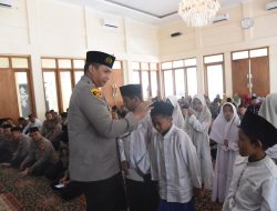 Peringati Maulid Nabi, Polres Bondowoso Barbagi Dengan Anak Yatim Piatu
