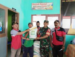 Babinsa Lanas Posramil 0822/14 Dampingi penyaluran beras bantuan pangan tahap II