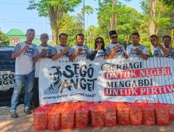Mantap, Komunitas Sego Anget Bondowoso Bagikan Ribuan Nasi Kotak