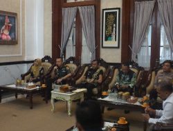 Dandim 0822 Hadiri Coffee Morning dan Silaturahmi Forkopimda Bersama Ketua Partai Politik Kab Bondowoso
