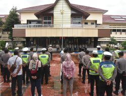 Polres Bondowoso gelar apel personel pergantian malam tahun baru