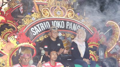 Pemkab Bondowoso Gelar kesenian lokal dan sosialisasi gempur rokok ilegal