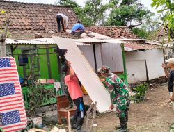 Pasca Bencana Puting Beliung, Dandim 0822 Pimpin Karya Bhakti