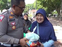 Satlantas Polres Bondowoso sosialisasikan Kamseltibcarlantas bagi tuna netra