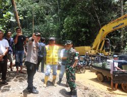 Tinjau Lokasi Longsor, Dandim 0422/LB bersama Kapolres Minta Kementerian PUPR Bertindak Cepat