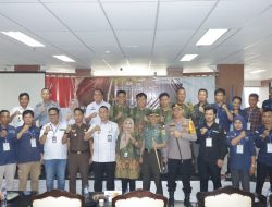 Dandim 0422/LB Hadiri Rapat Pleno Terbuka Penghitungan Surat Suara Tingkat Kabupaten Pesisir Barat