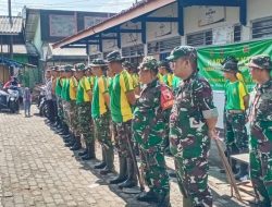 Koramil 0822/01 bersama Yonif 514/SY Karya bakti bersih-bersih pasar nangkaan