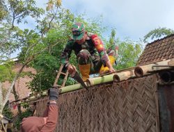 Bersama Rakyat, Babinsa Tegal Ampel Gotong Royong di Wilayahnya