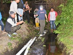 Tim Gabungan Cek Sumber Mata Air Yang Diisukan Tercemar Geothermal di Kawasan Ijen