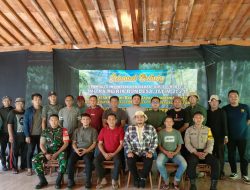 Babinsa Sumber Wringin Bersama Warga Kompak Kembangkan Ekonomi Kreatif