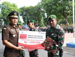 Momen Bersejarah di Harkitnas 2024. Dua Prajurit Kodim 0822 Dapat Penghargaan