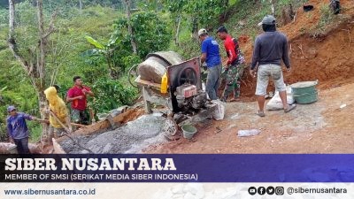 Satgas TMMD Ke-120 Kodim 0422/LB bersama Warga Kompak dan Semangat Kebut Pembuatan Gorong-gorong