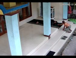 Aksi Pencurian HP di Masjid Koncer Kidul Terekam cctv, Polisi Lakukan Pengejaran