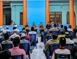 Pemdes Prajekan Kidul, Kecamatan Prajekan Salurkan Honor RT dan RW