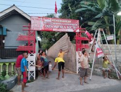 Meriahkan HUT RI ke-79, Warga Krajan RT 02 Desa Botolinggo Pasang Gapura