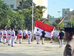 Kasdim 0822 Hadiri Upacara Pengibaran Bendera di Pondok Pesantren Al Ishlah Bondowoso