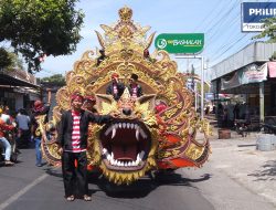 Pawai Budaya Kecamatan Prajekan, Mempersembahkan Keragaman Adat Nusantara