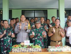 Semarak HUT TNI ke-79, Forkopimda Lampung Barat Berikan Kejutan ke Kodim 0422/LB