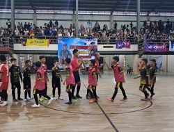 Letkol Inf Rinto Wijaya Resmi Membuka Pertandingan Futsal Antar Sekolah Se-Kabupaten Lampung Barat dan Pesisir Barat