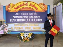 Kanit 3 Ditresnarkoba Polda Riau Berhasil Selesaikan Gelar Doktor dengan Nilai Terbaik