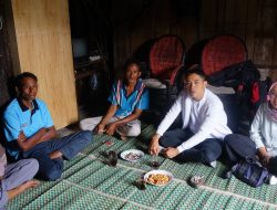 Dandim 0422/LB Silaturahmi ke Siswi Korban Bullying SMPN 1 Sukau