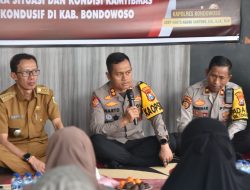 Curhat Kamtibmas di Desa Gebang Tenggarang, Kapolres : Jaga Kamtibmas Bersama Warga
