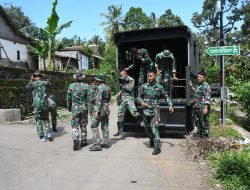 Tetap Semangat di Bulan Puasa, Satgas TMMD 123 Turunkan Ribuan Paving