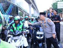 Polri dan Media Bersinergi Berbagi Takjil Serentak di Seluruh Indonesia