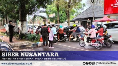 DPD PPDI Bondowoso Bagikan Ratusan Takjil untuk Warga di Bulan Ramadhan