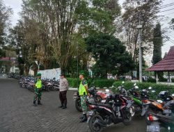 Sinergi TNI Polri Pengamanan Sholat Idul Fitri di Bondowoso