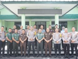 Komandan Kodim 0422/Lampung Barat Terima Kunjungan Halal Bihalal dari Forkopimda.