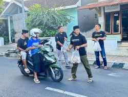 Luangkan Waktu Liputan, Smsi Bondowoso Bagi-bagi Rejeki di Jum’at Berkah