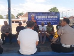 Operasi Patuh Semeru 2025, Polantas Bondowoso Sapa Sopir Truk di Mengok