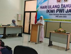 DPD RI Hadiri HUT ke-64 IKWI PWI Jatim, Lia Istifhamah “Jaga Moral Sosial dan Solidaritas”