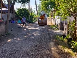 Realisasikan DD 2025, Pemdes Ramban Kulon Perbaiki Jalan Desa