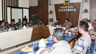 HUT TNI Jadi Milik Semua, Kasdim 0822 Pimpin Persiapan Lomba dan Hiburan Rakyat