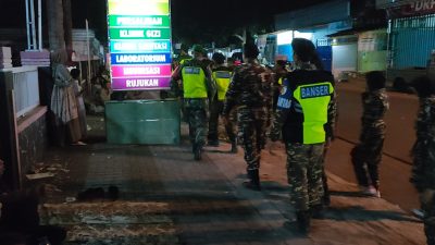 TNI, Satpol PP, Banser, dan Ansor Patroli Bersama di Prajekan