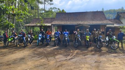 Cek Proses Produksi Getah, ADM Perhutani Ngetrail Bareng LMDH