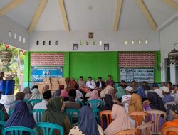 Wabup As’ad Berikan Bantuan Korban Puting Beliung di Binakal Oktober Lalu