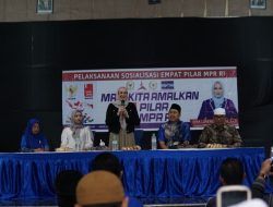 Reses di Bondowoso, Dina Lorenza Audria Ajak Santri Amalkan Empat Pilar MPR RI