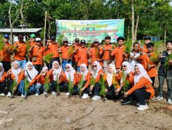 Komitmen Hijaukan Hutan, Perhutani Bondowoso Lakukan Tanaman Pembangunan 2025 di RPH Wringin Tapung