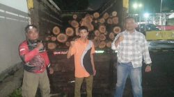 Perhutani Bondowoso bersama Resmob Bekuk Pelaku Illegal Logging di RPH Prajekan, Satu Truk Kayu Diamankan