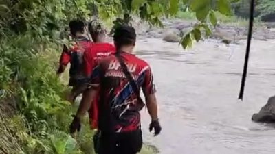 Seorang Pria Diduga Hanyut di Sungai Sampean Baru, Warga Desa Gentong Bersama Tim Lakukan Pencarian