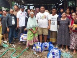 Peduli Sesama, Partai NasDem Situbondo Salurkan Ribuan Bantuan untuk Korban Banjir Bandang di Besuki